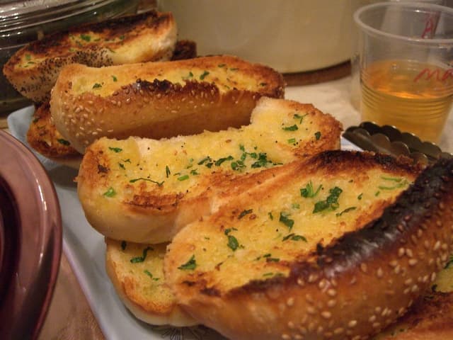 Pain à l'ail