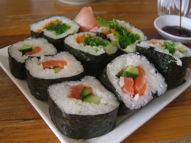 Maki saumon (6 pcs)